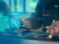 Integrazione AI per l'ecommerce: analytics, cloud, API e automazione guidano i dati verso un futuro digitale.