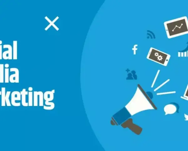 Un megafono diffonde icone di social media, dispositivi e grafici. Scopri cosa fa il social media marketing per la tua attività.