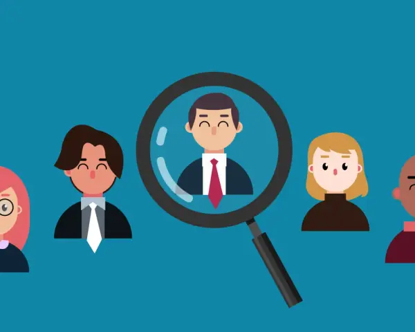 Ingrandimento di un uomo in giacca e cravatta, parte di una **single customer view** che analizza un gruppo di persone.